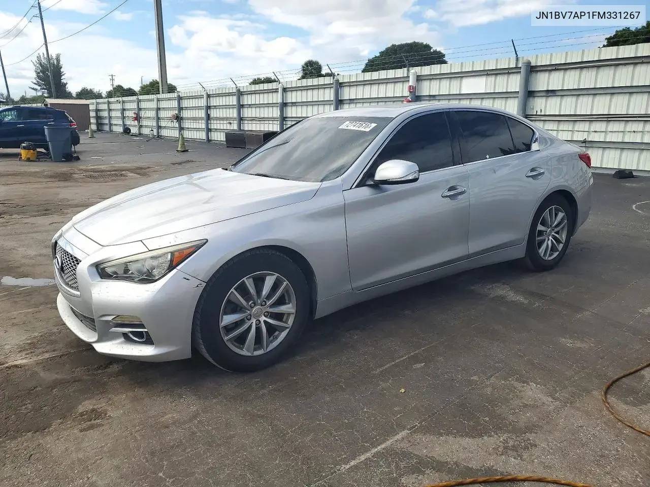 Infiniti Q50 Premium 2015