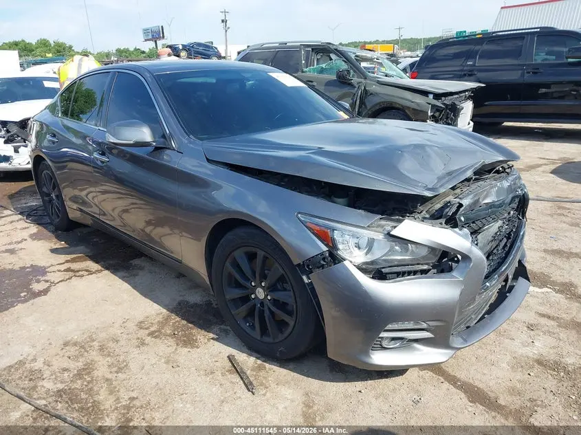 Infiniti Q50 Premium 2015
