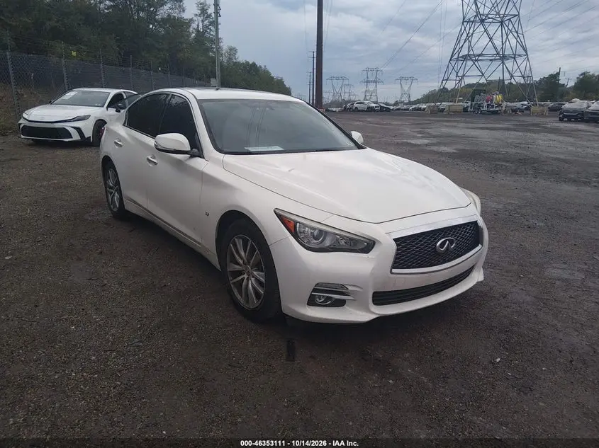 Infiniti Q50 Premium 2015