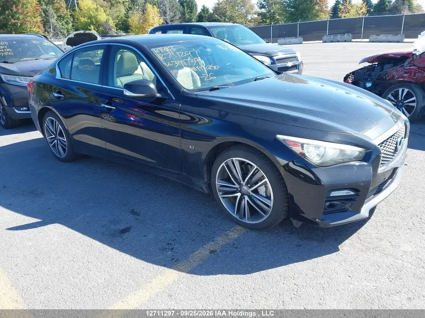 Infiniti Q50 Sport 2015