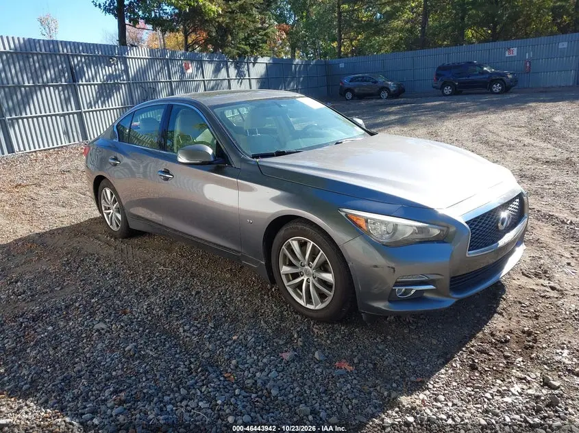 Infiniti Q50 Premium 2015