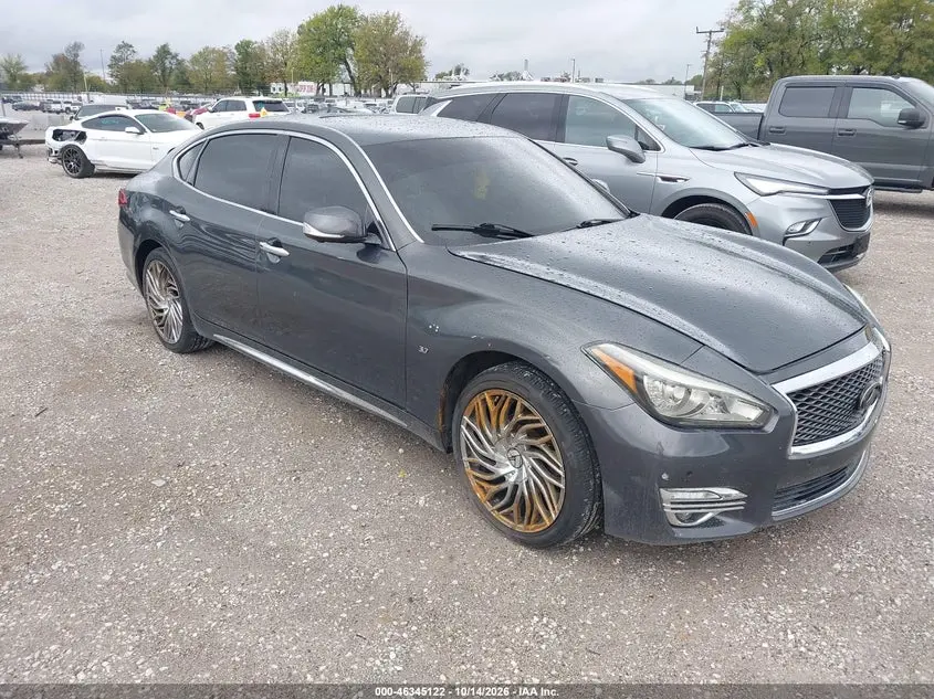 Infiniti Q70L 3.7X 2015