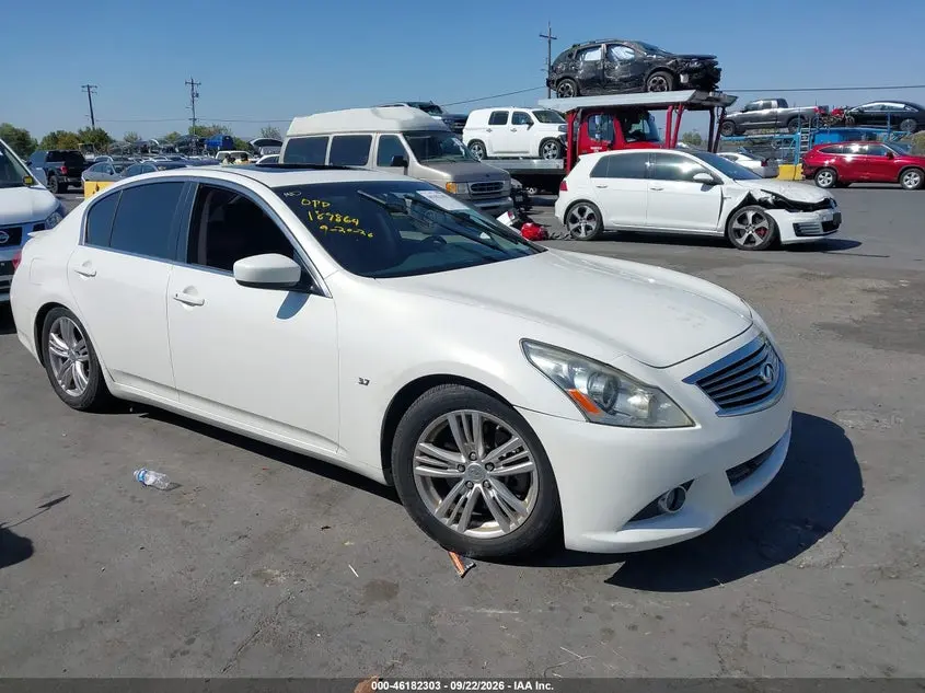 Infiniti Q40 2015