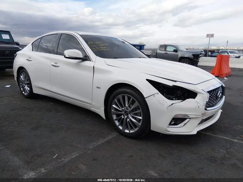 Infiniti Q50 Luxe 2020