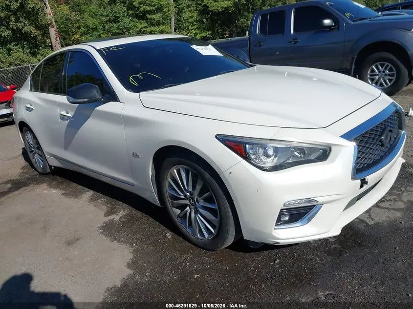 Infiniti Q50 Luxe Awd 2020