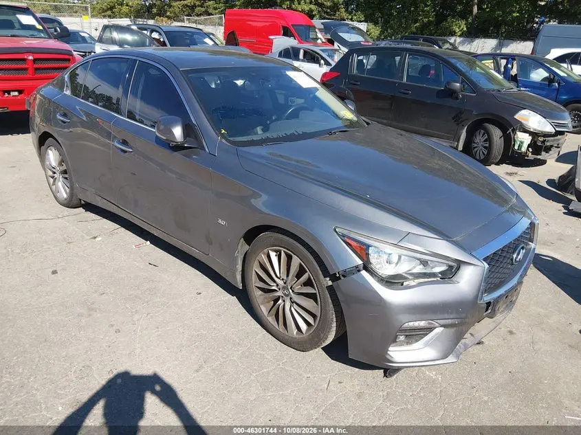 Infiniti Q50 3.0T Luxe 2018