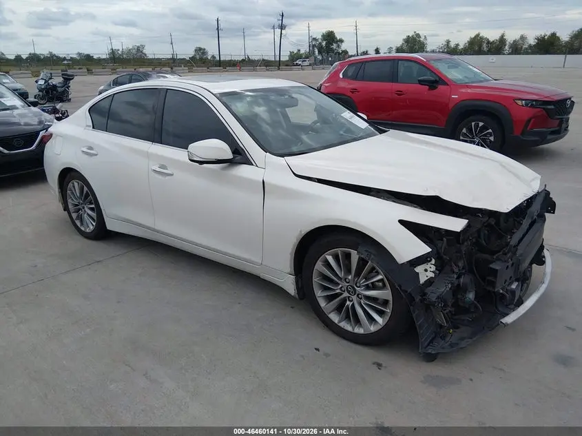 Infiniti Q50 Luxe 2021