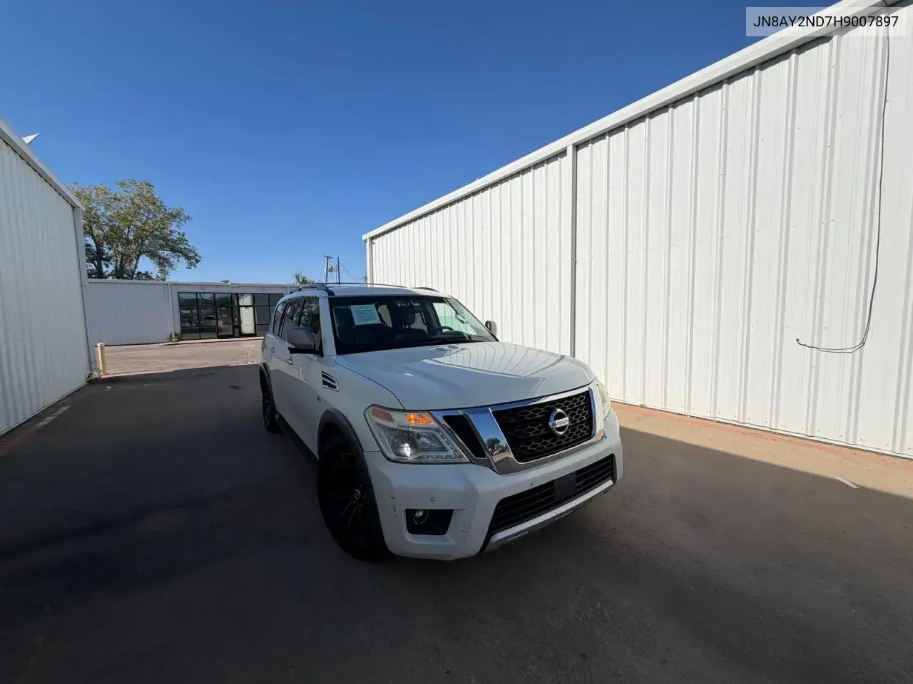 Nissan Armada Platinum 2017
