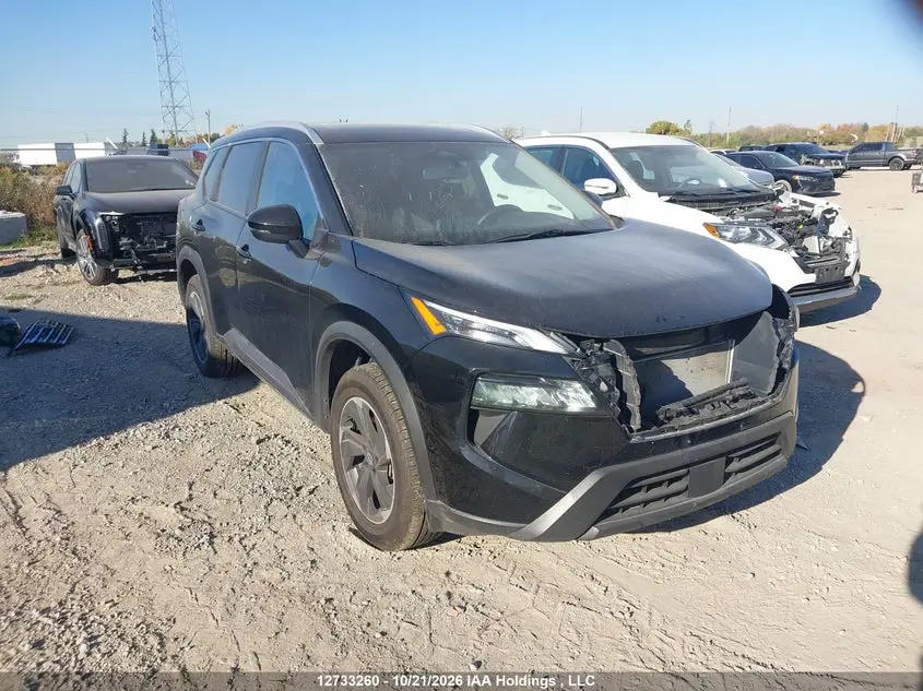 Nissan Rogue Sv/Rock Creek 2025