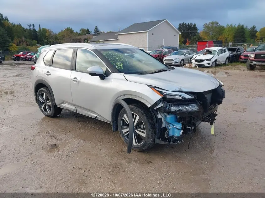 Nissan Rogue Sv/Rock Creek 2025