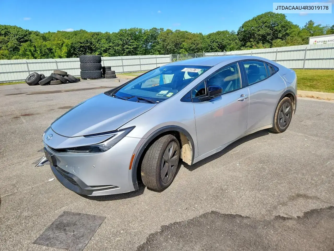 Toyota Prius Le 2024