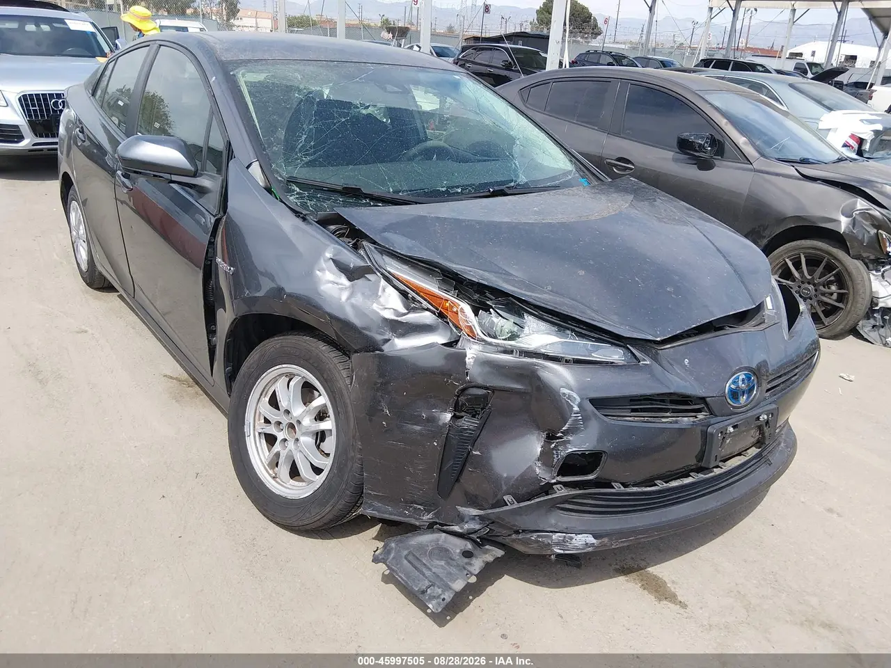 Toyota Prius L Eco 2021