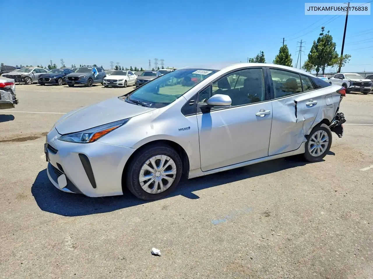 Toyota Prius L Eco 2022