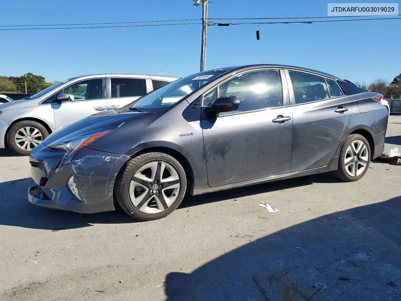 Toyota Prius Four Touring 2016