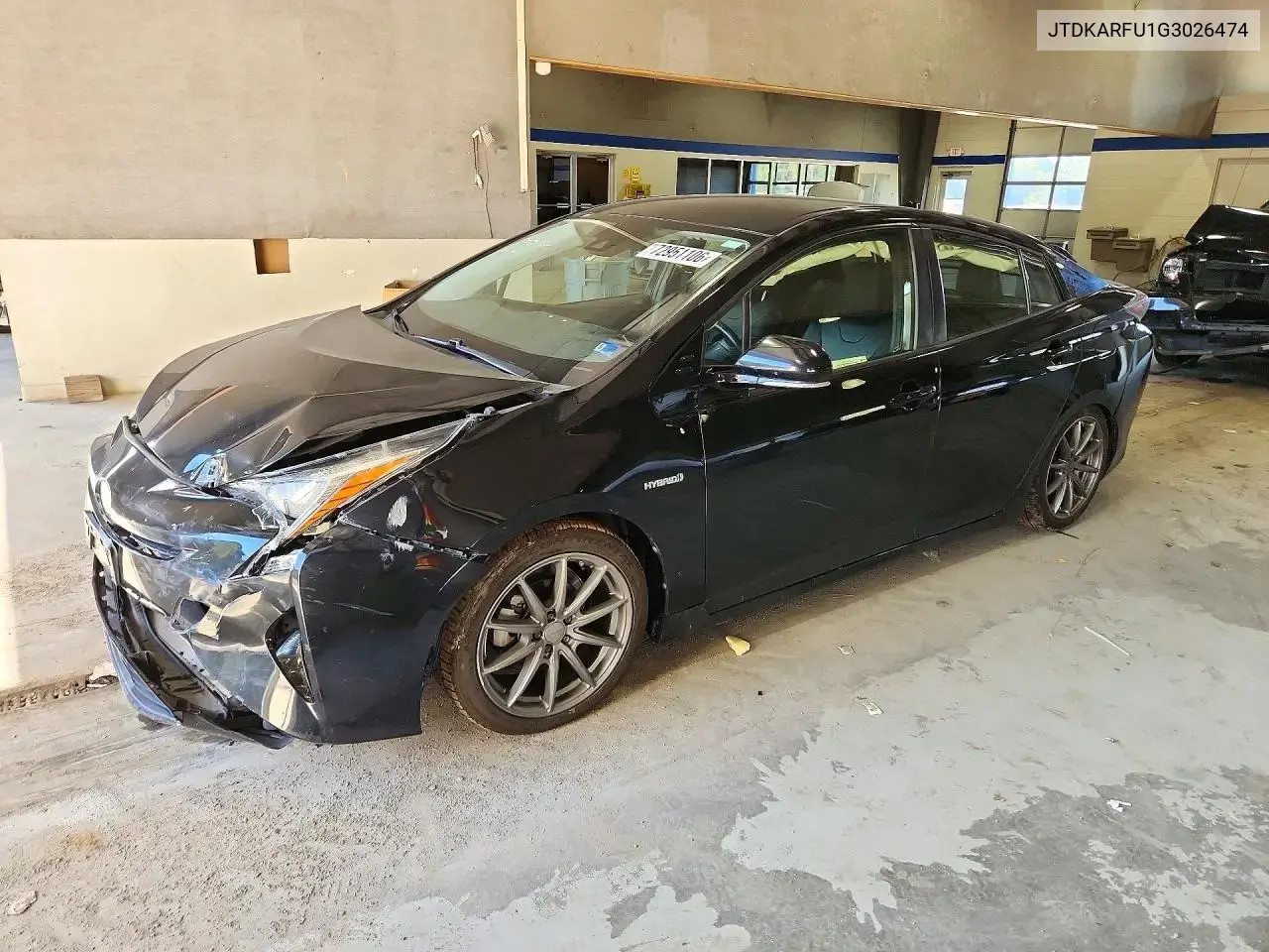 Toyota Prius Three Touring 2016