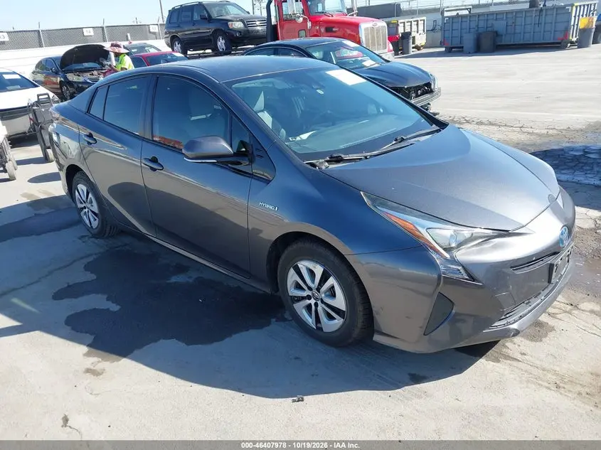 Toyota Prius Three 2017