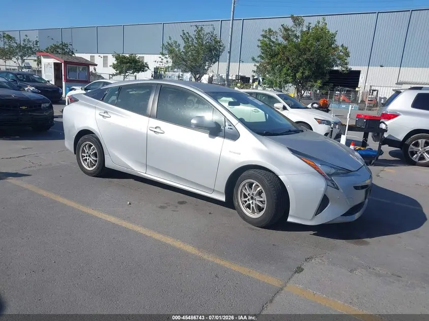 Toyota Prius Three 2018