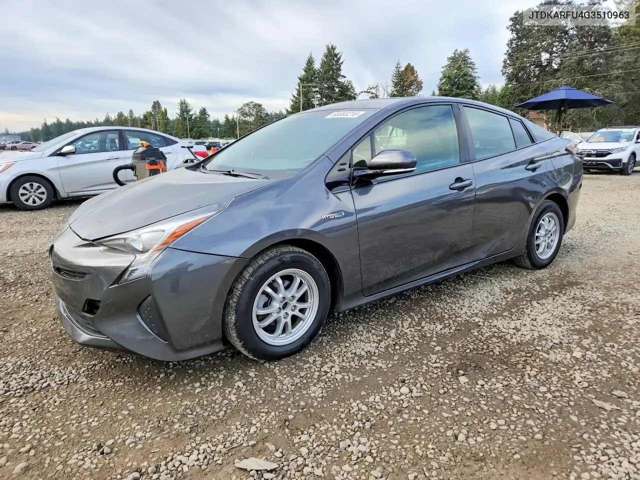 Toyota Prius Four 2016