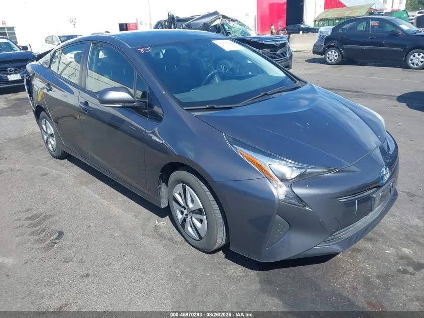 Toyota Prius Three 2016