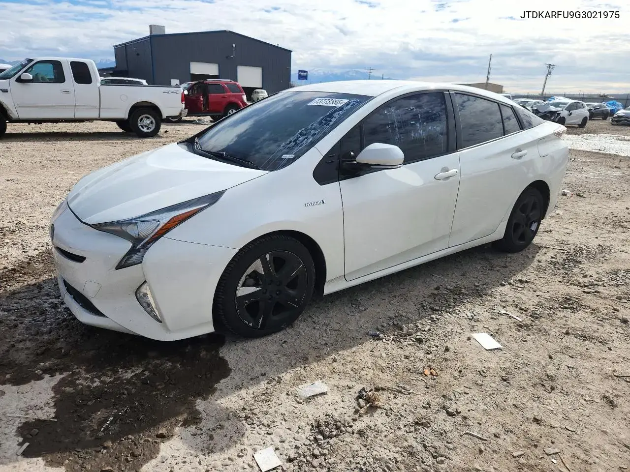 Toyota Prius Three Touring 2016