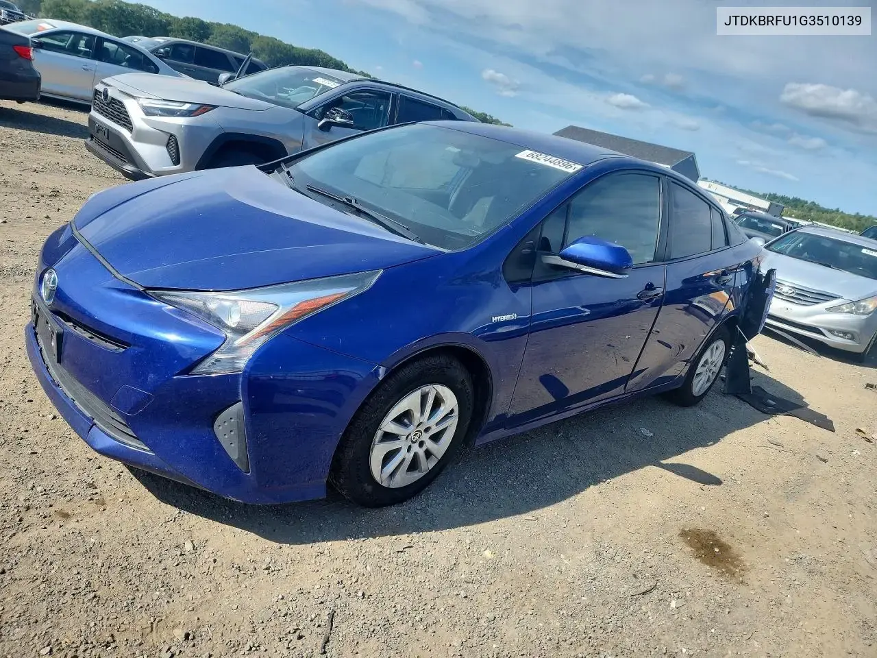 Toyota Prius Two 2016