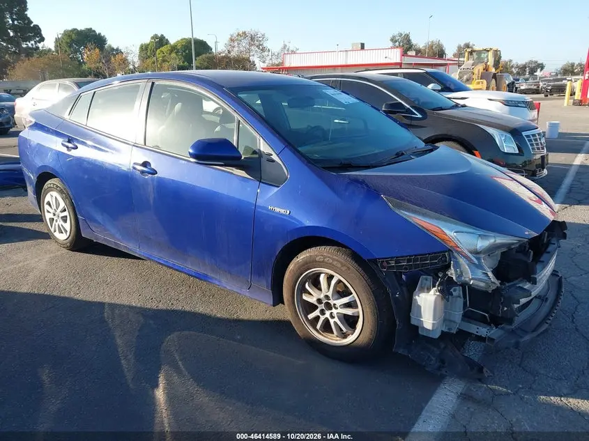 Toyota Prius Two 2016