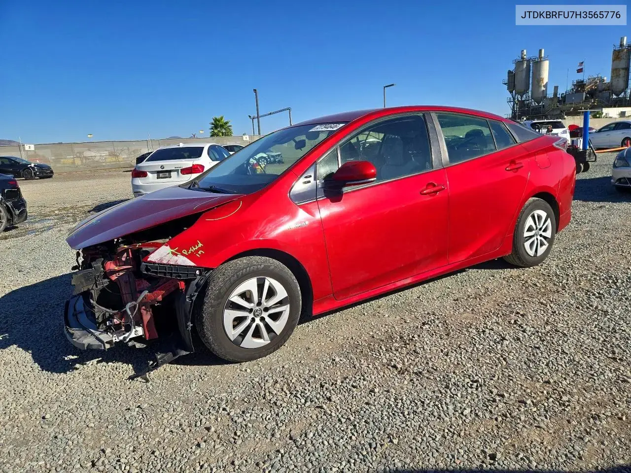 Toyota Prius Two 2017