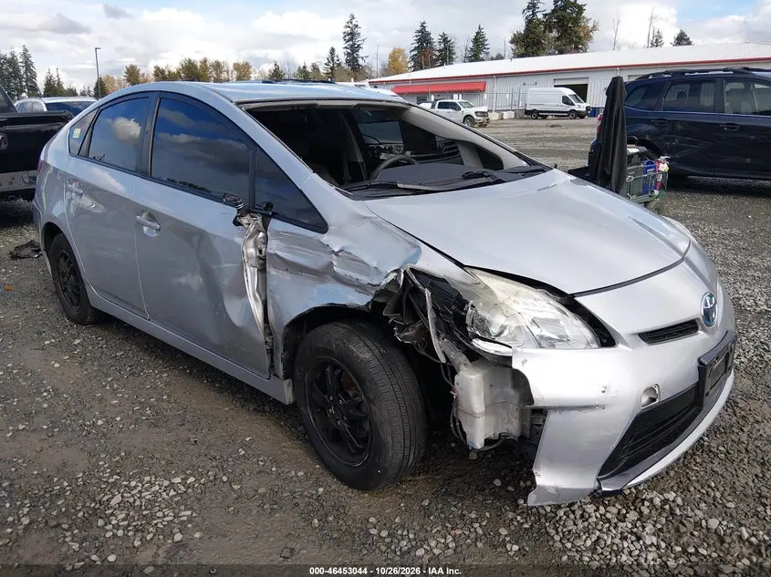Toyota Prius Two 2015