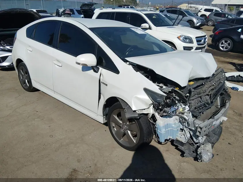 Toyota Prius Persona Series Special Edition 2015