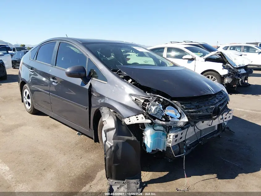 Toyota Prius Three 2015