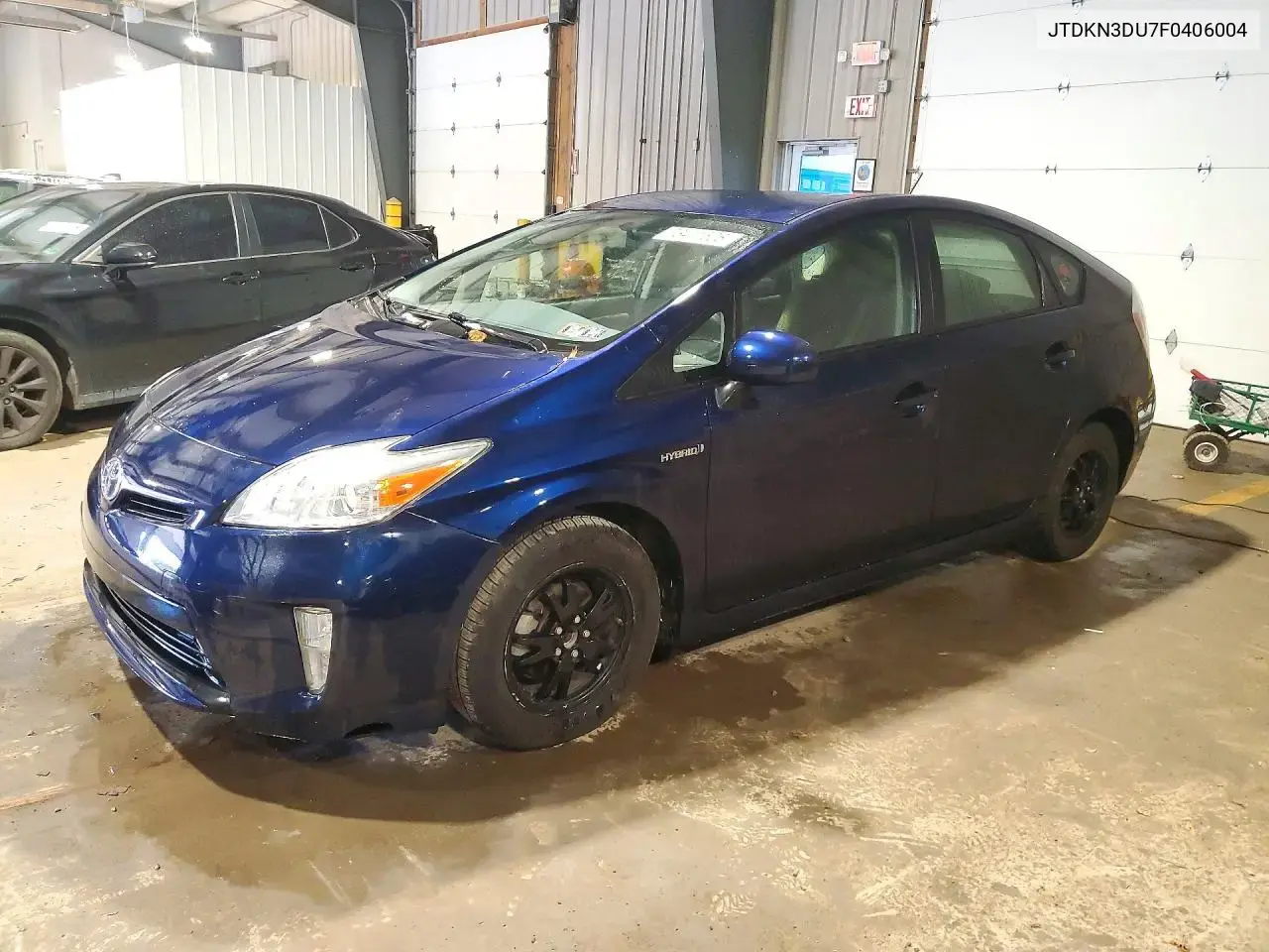 Toyota Prius Two 2015