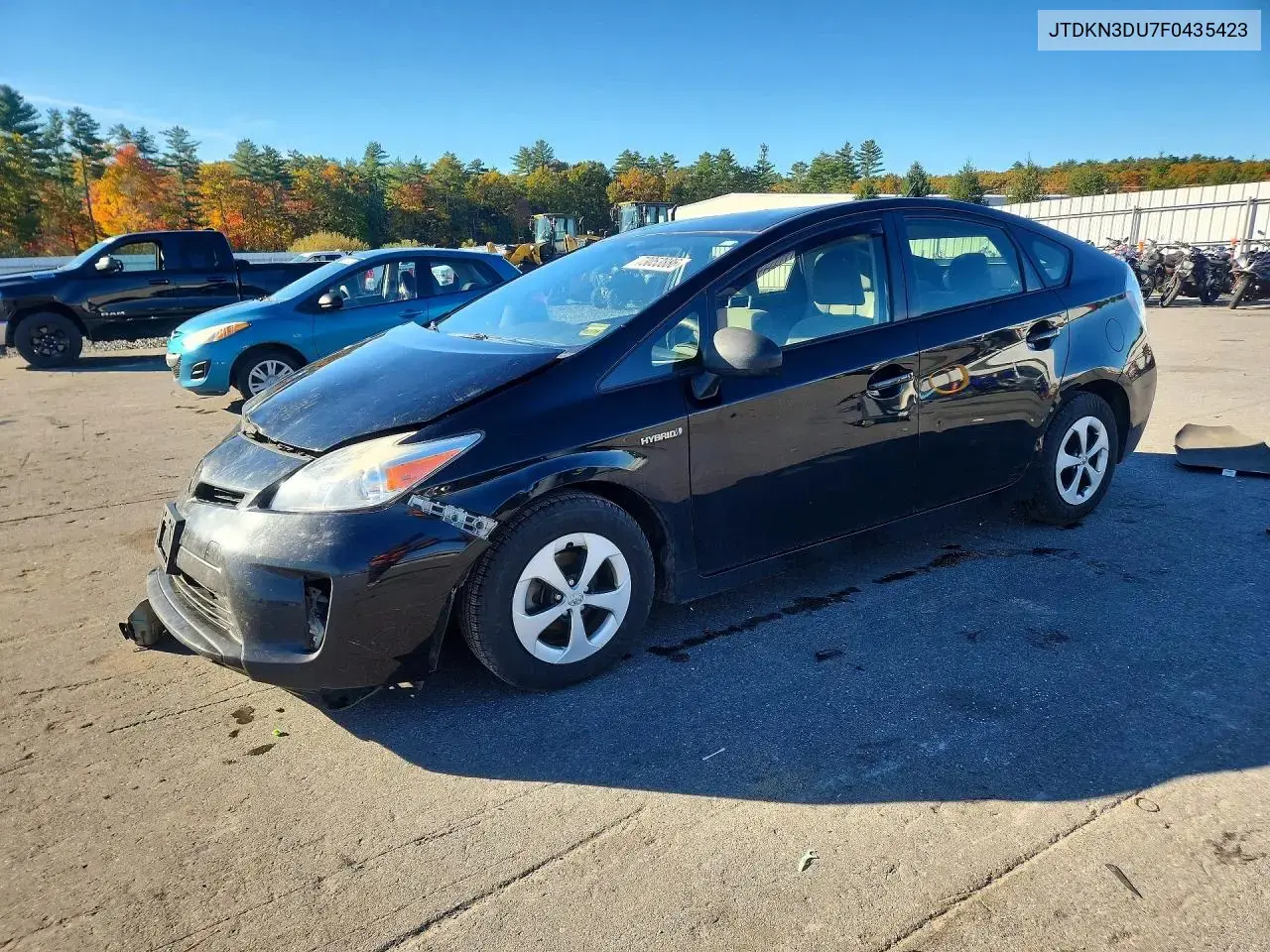Toyota Prius Two 2015