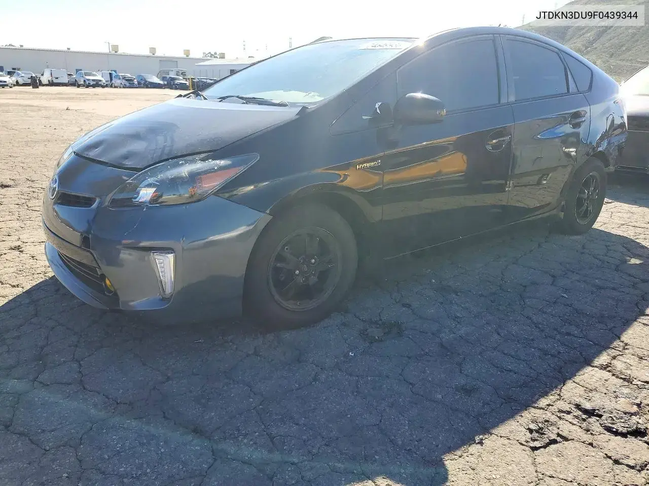 Toyota Prius Two 2015
