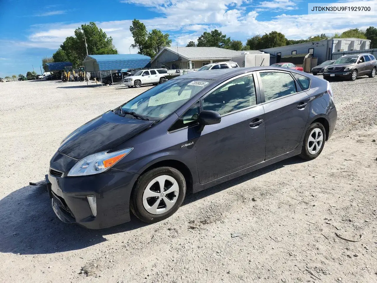 Toyota Prius Two 2015