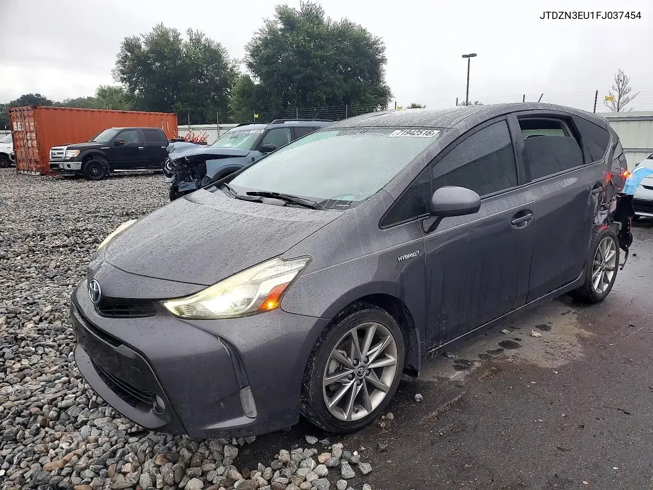 Toyota Prius V Five 2015