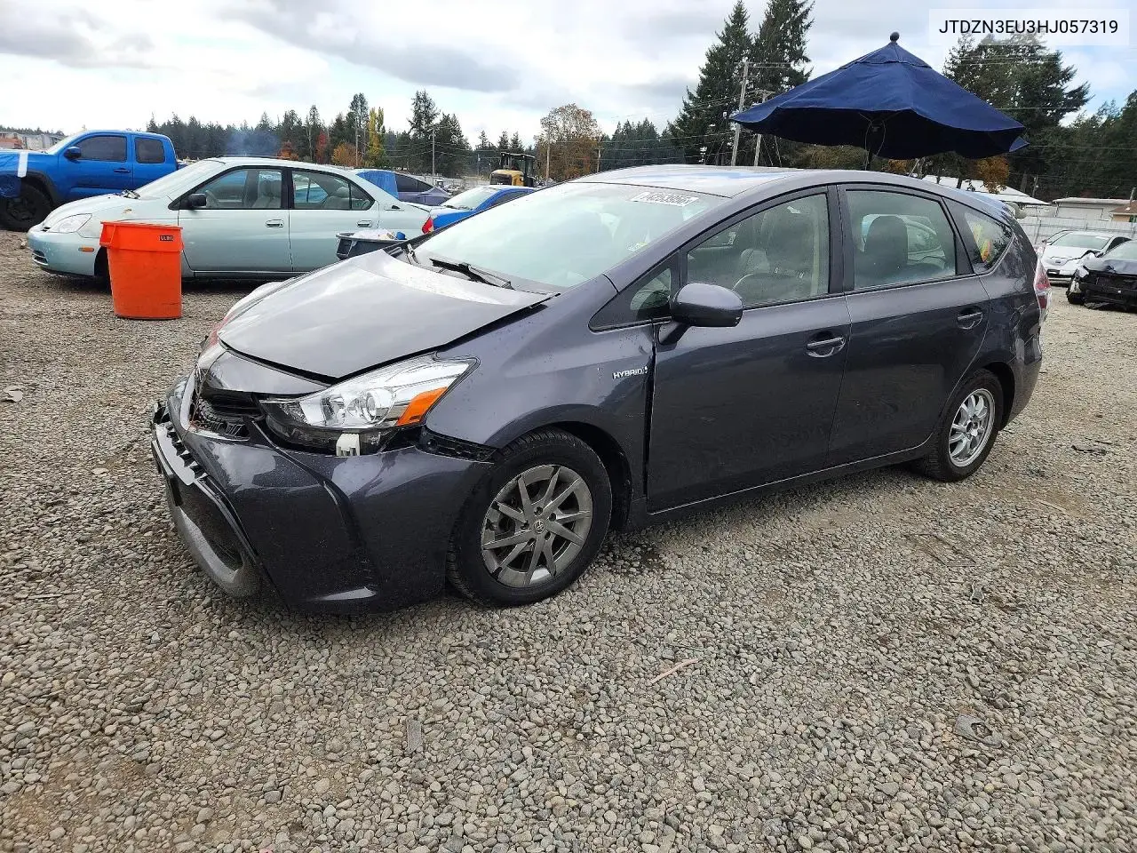 Toyota Prius V Two 2017
