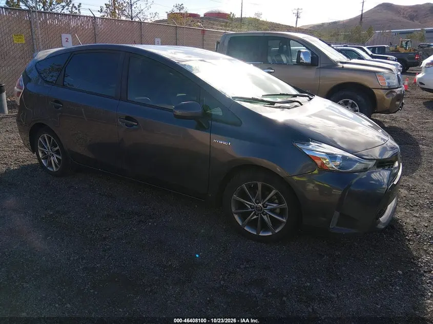 Toyota Prius V Five 2016