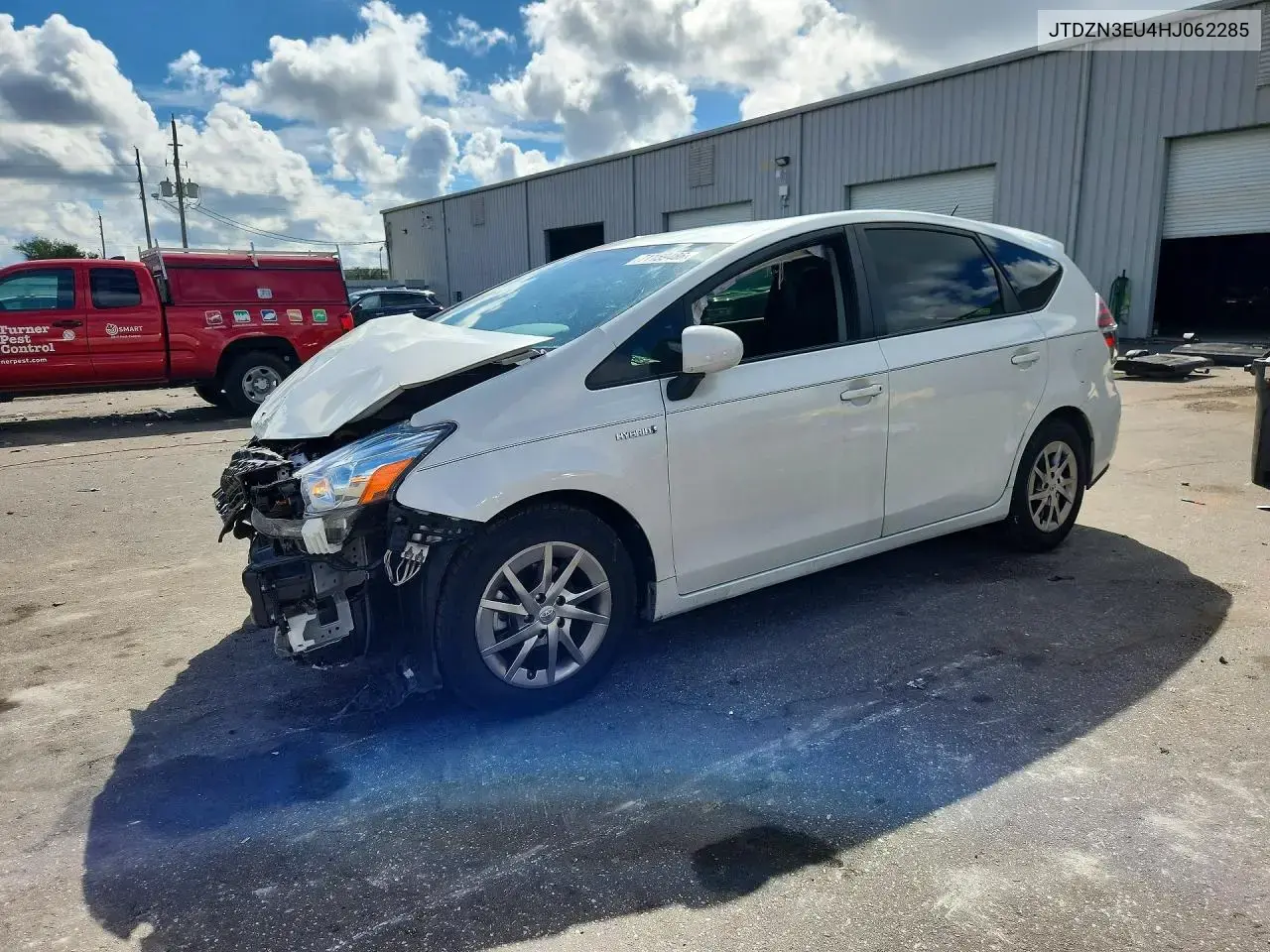 Toyota Prius V Four 2017