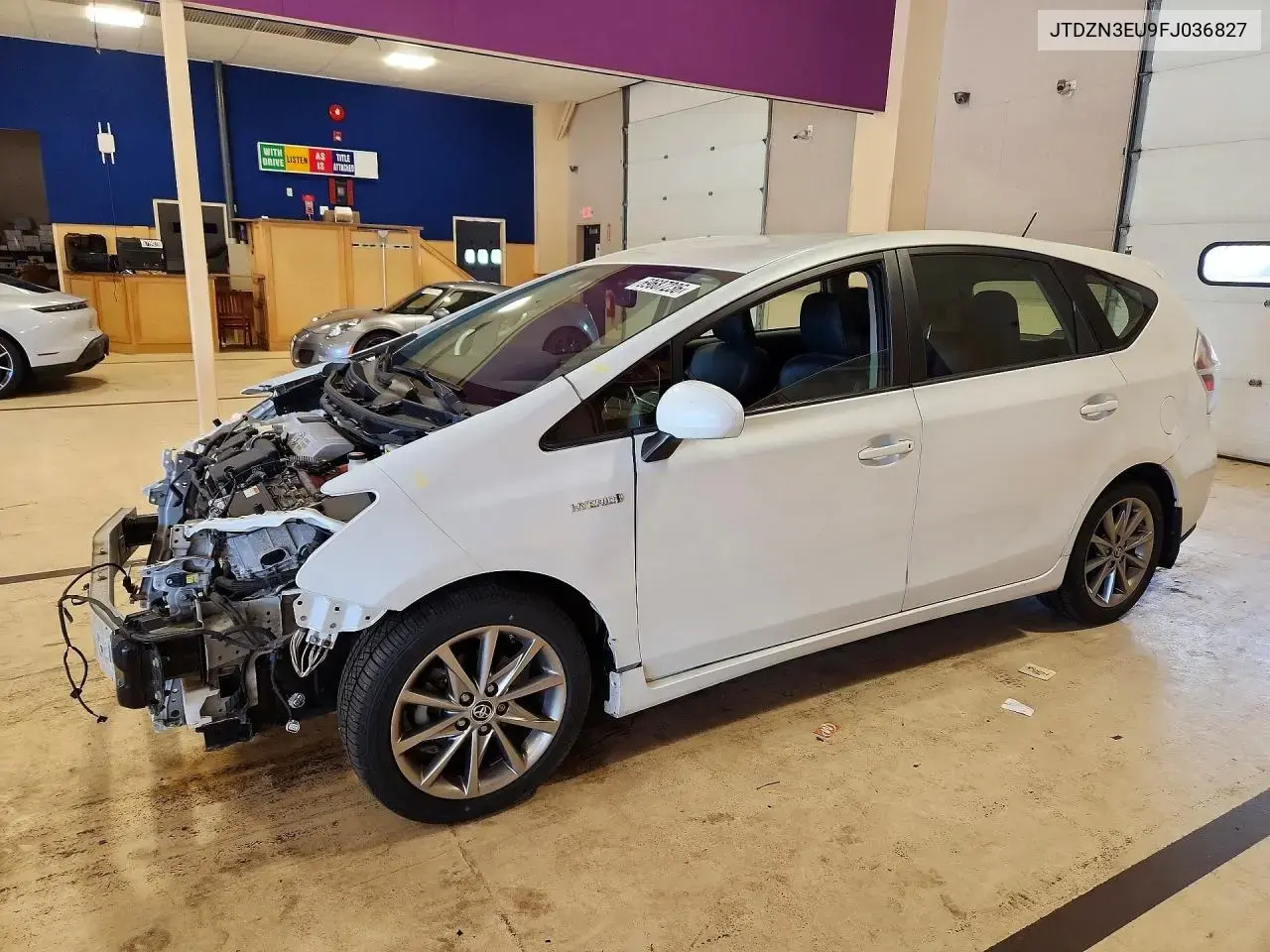 Toyota Prius V Five 2015
