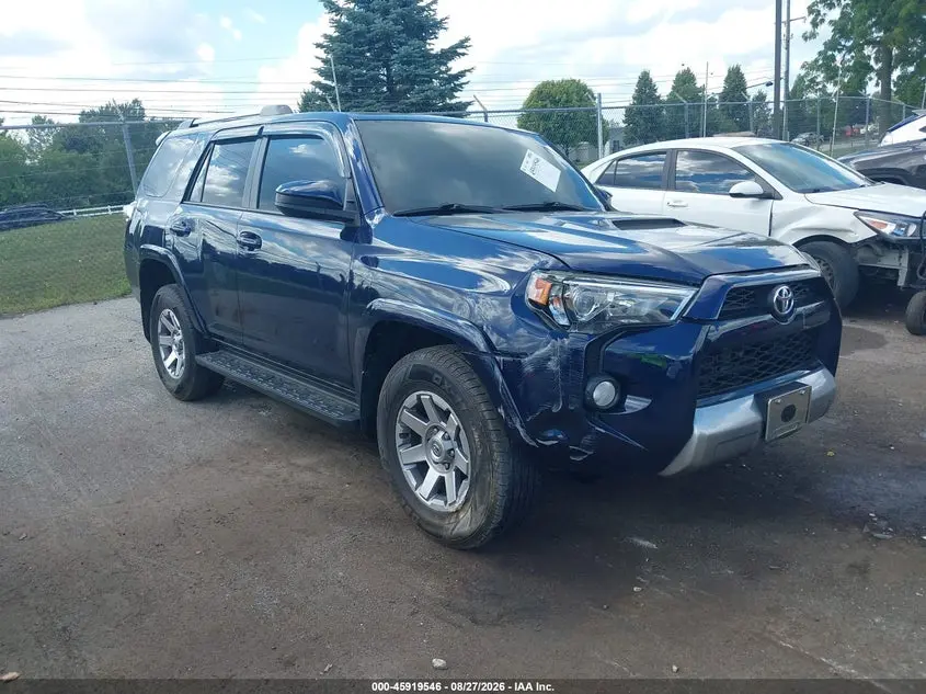 Toyota 4Runner Trail 2016