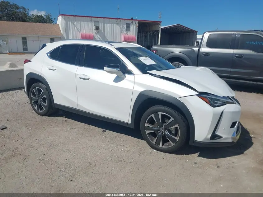 Lexus Ux 200 2021