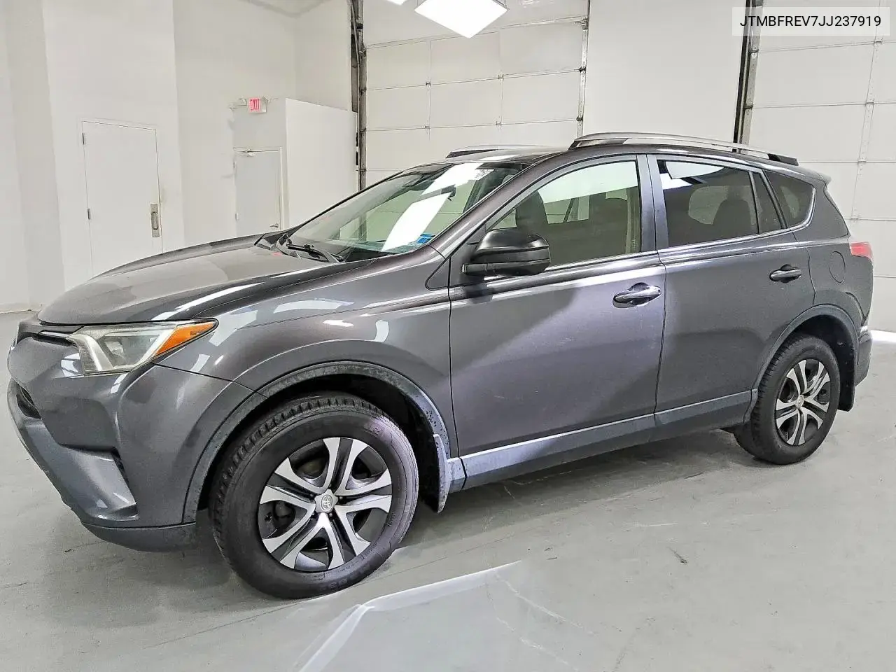 Toyota Rav4 Le 2018