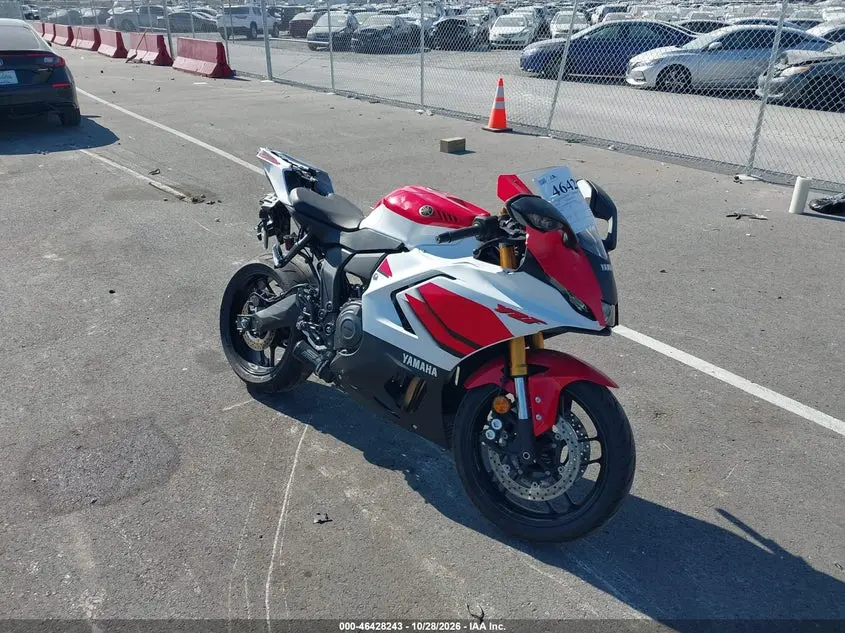 Yamaha R7 2026
