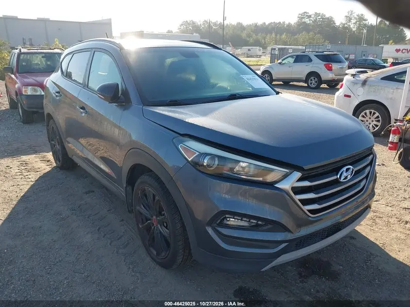 Hyundai Tucson Night 2017