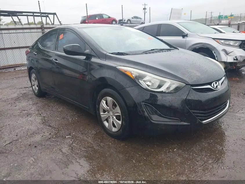 Hyundai Elantra Se 2016