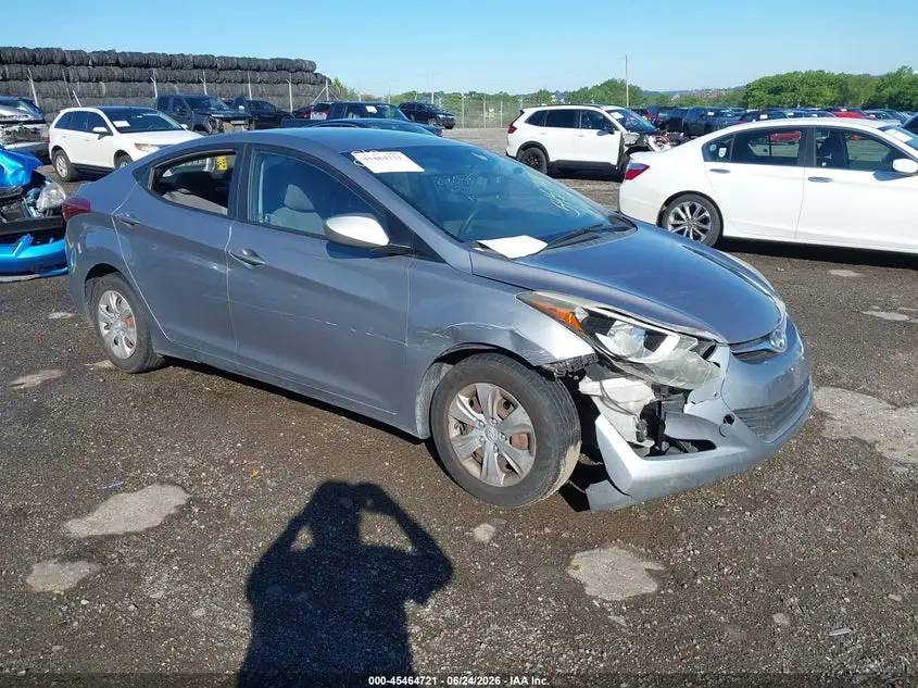 Hyundai Elantra Se 2016