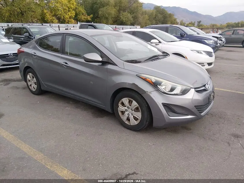 Hyundai Elantra Se 2016