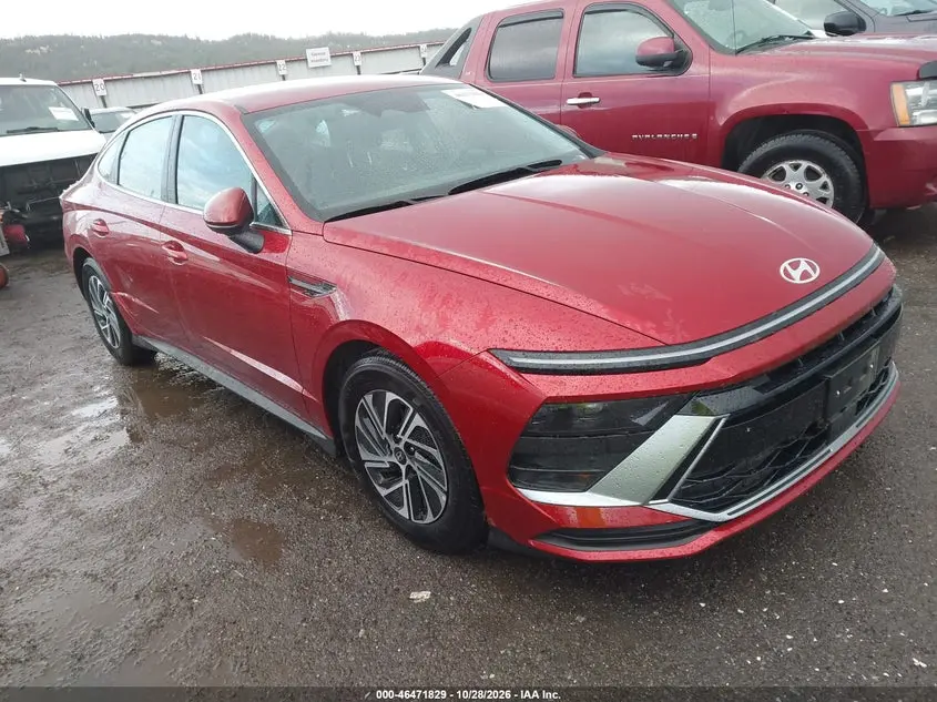 Hyundai Sonata Hybrid Blue 2026