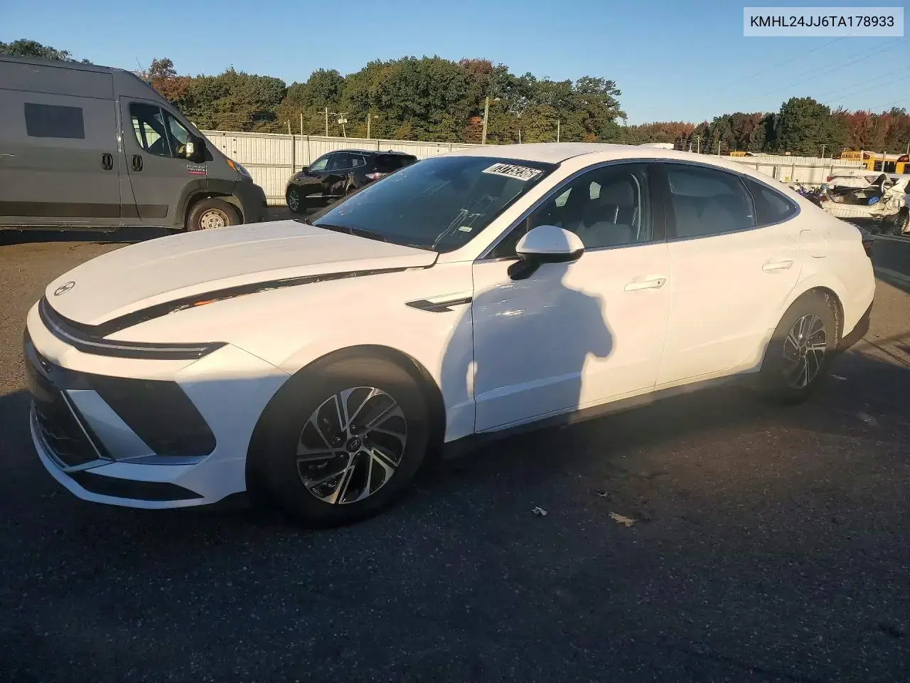 Hyundai Sonata Hybrid Blue 2026