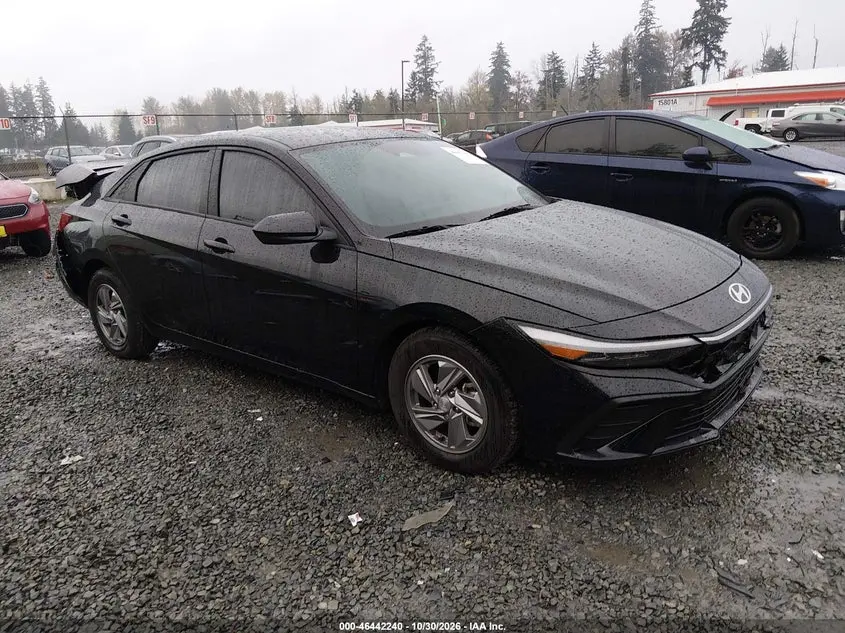 Hyundai Elantra Se 2025